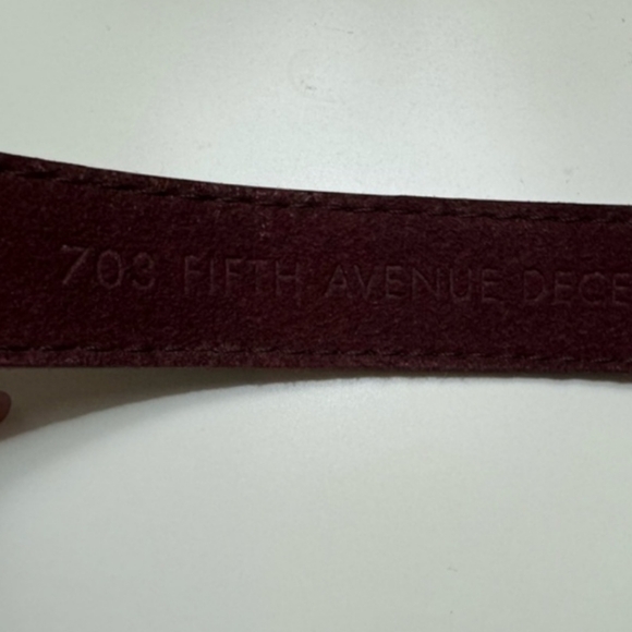 Louis Vuitton Leather Snap It Wrap Bracelet/ Looks Brand New - Picture 4 of 8